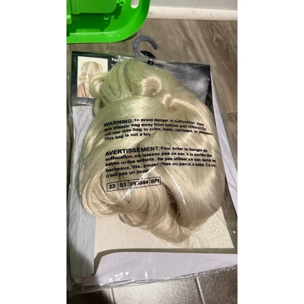 NEW Fashion Pigtails Bombshell Wig (Blonde) Spirit Halloween Star Long Hair